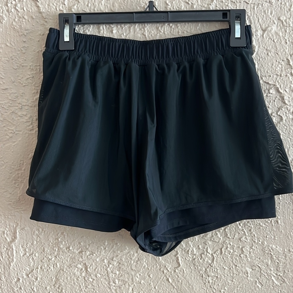 ⭐️ l*space Line Up High Rise Layered Shorts - Picture 2 of 9